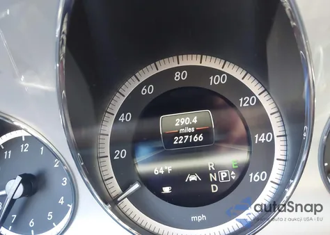 2013 Mercedes-Benz E 350 4Matic из США, поврежденный, VIN WDDHH8JB7DA723800